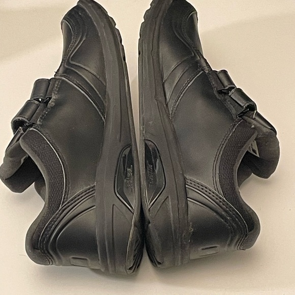 NEW BALANCE WW 813H WOMEN’S BLACK LEATHER WALKING SHOE DUAL STRAPS US SIZE 7.5 - Picture 5 of 10